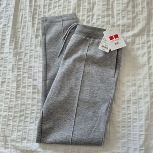 Uniqlo Women's Gray Dry Sweat Pants Small NWT